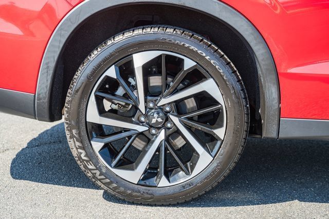 Used 2022 Mitsubishi Outlander SE AWD/4WD image 19