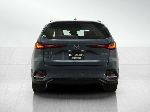 Certified 2025 MAZDA CX-70 Plug-In Hybrid w/ Premium Pkg image 5