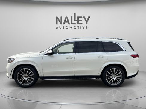 Used 2023 Mercedes-Benz GLS 580 4MATIC image 2