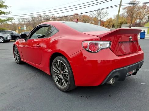Used 2014 Scion FR-S image 5