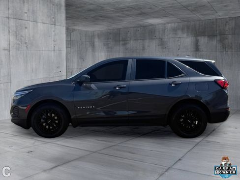 Used 2022 Chevrolet Equinox LS w/ LS Convenience Package FWD image 3