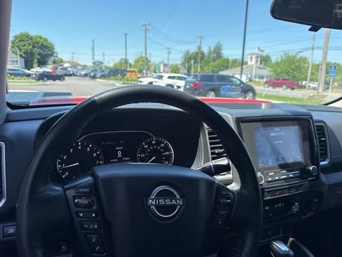 Used 2023 Nissan Frontier SV w/ Technology Package AWD/4WD image 21