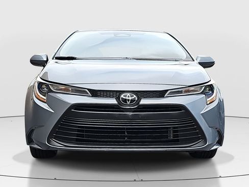 Certified 2024 Toyota Corolla LE image 2