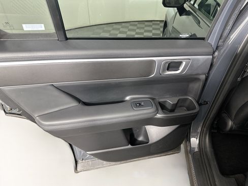 Used 2025 Hyundai Santa Fe SEL AWD/4WD image 25