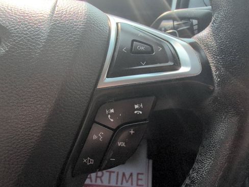 Used 2019 Ford Fusion Titanium AWD/4WD image 17