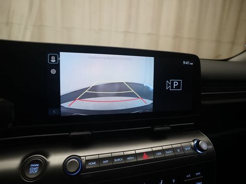 Used 2025 Hyundai Kona SEL AWD/4WD image 19