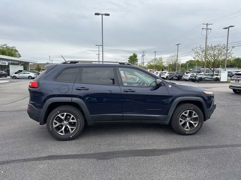 Used 2014 Jeep Cherokee Trailhawk AWD/4WD image 20