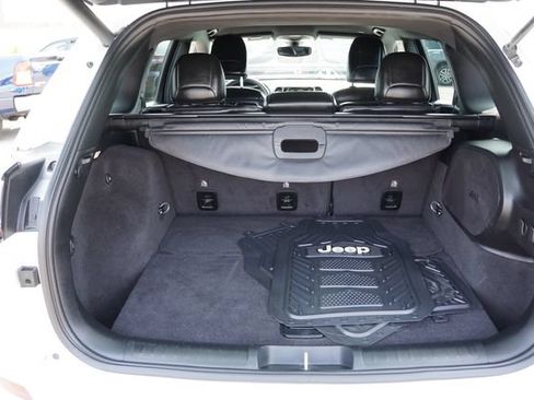 Used 2019 Jeep Cherokee High Altitude AWD/4WD image 20
