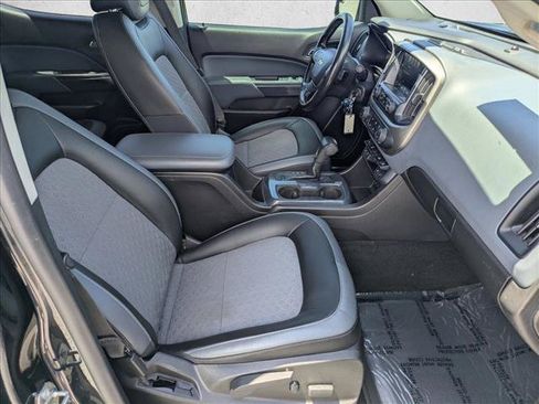 Used 2017 Chevrolet Colorado Z71 AWD/4WD image 20