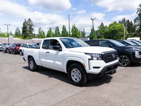 Used 2022 Nissan Frontier S RWD image 21