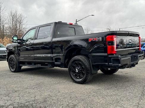 Used 2023 Ford F250 Lariat w/ Lariat Ultimate Package AWD/4WD image 5