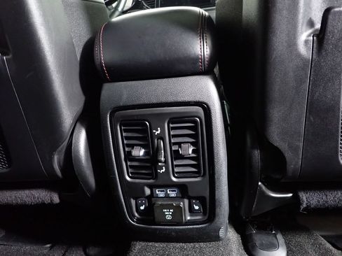 Used 2022 Dodge Durango R/T AWD/4WD image 40