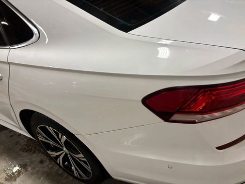 Used 2020 Volkswagen Passat 2.0T SEL image 21