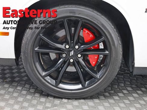 Used 2018 Dodge Challenger R/T w/ Blacktop Package RWD image 30