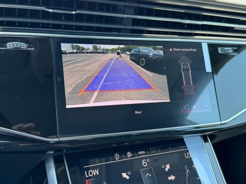 New 2025 Audi Q8 Premium image 15