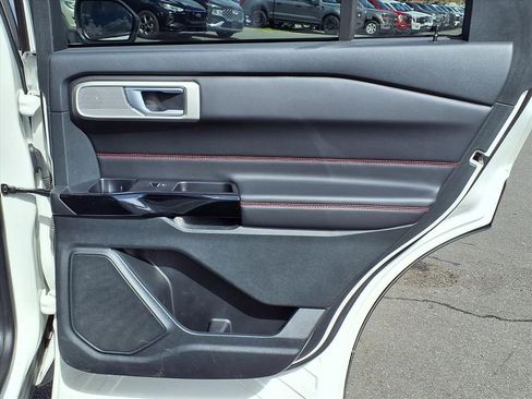 Used 2023 Ford Explorer ST-Line w/ Class IV Trailer Tow Package image 14