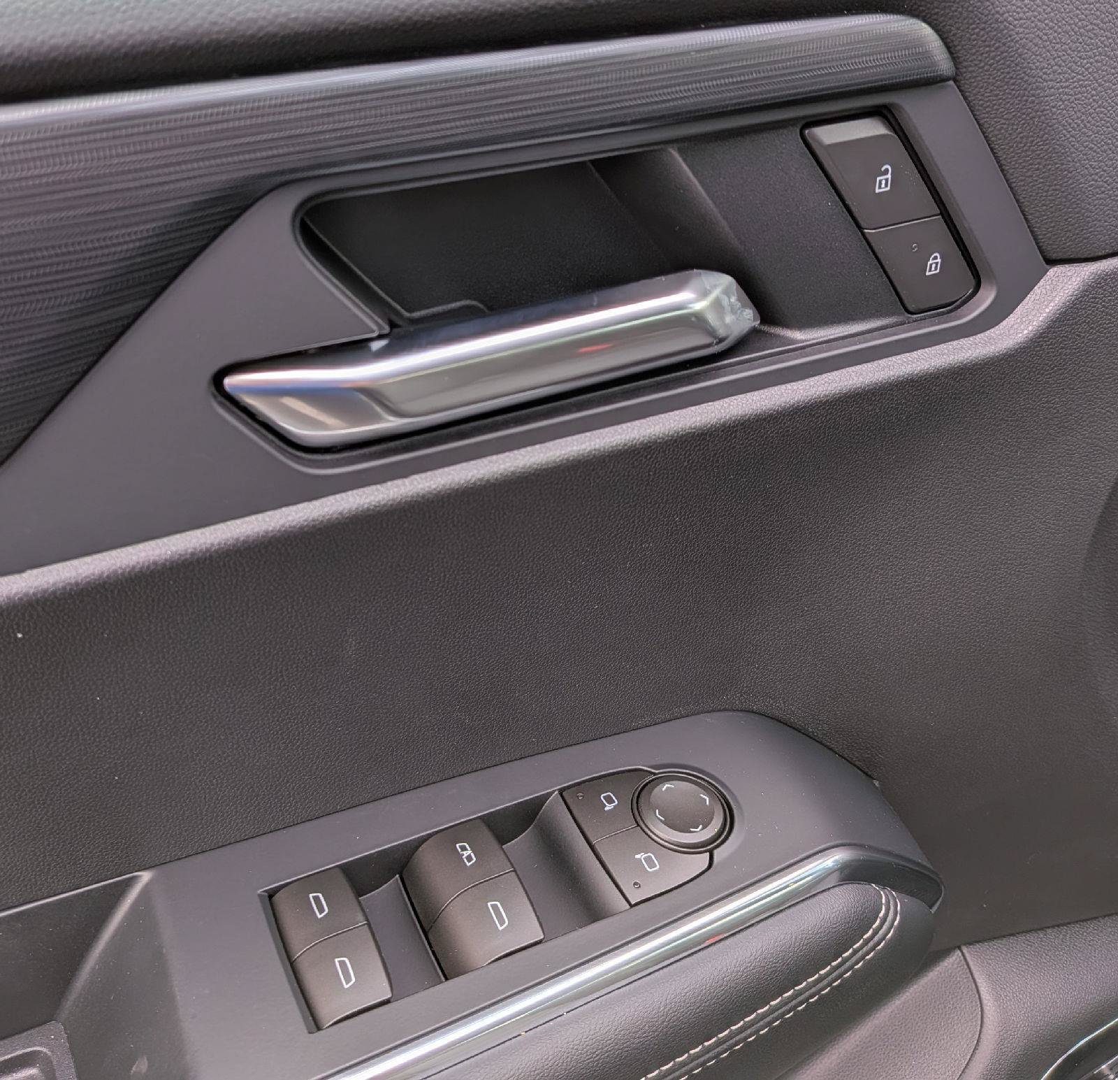 New 2026 GMC Acadia Elevation w/ LPO, All-Weather Package AWD/4WD image 12