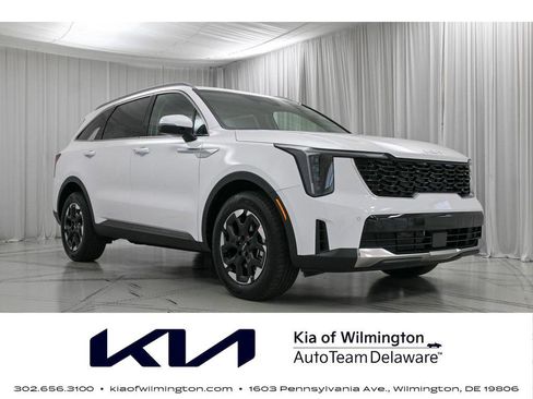 New 2026 Kia Sorento S image 1
