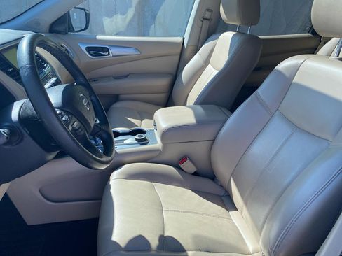 Used 2018 Nissan Pathfinder SL w/ SL Premium Package AWD/4WD image 7