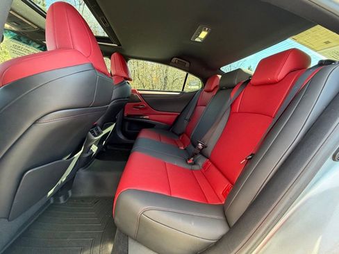 Certified 2022 Lexus ES 350 F Sport image 25