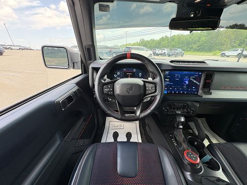 Used 2024 Ford Bronco Raptor AWD/4WD image 22
