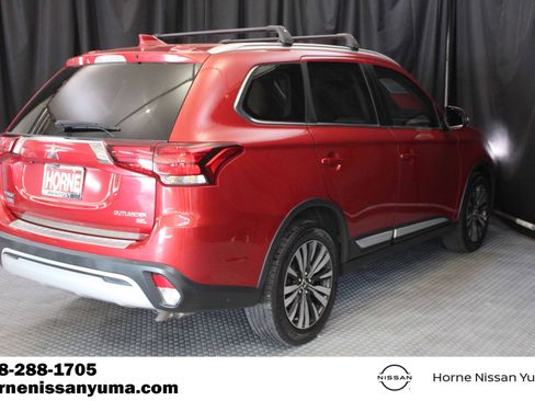 Used 2019 Mitsubishi Outlander FWD image 13