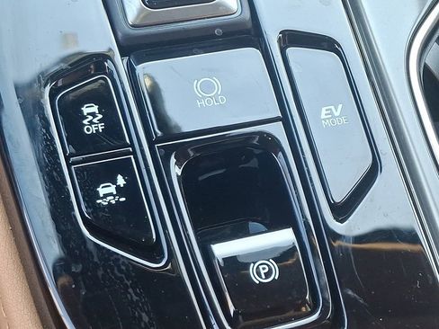 Used 2025 Lexus NX 350h AWD w/ Premium Package image 25