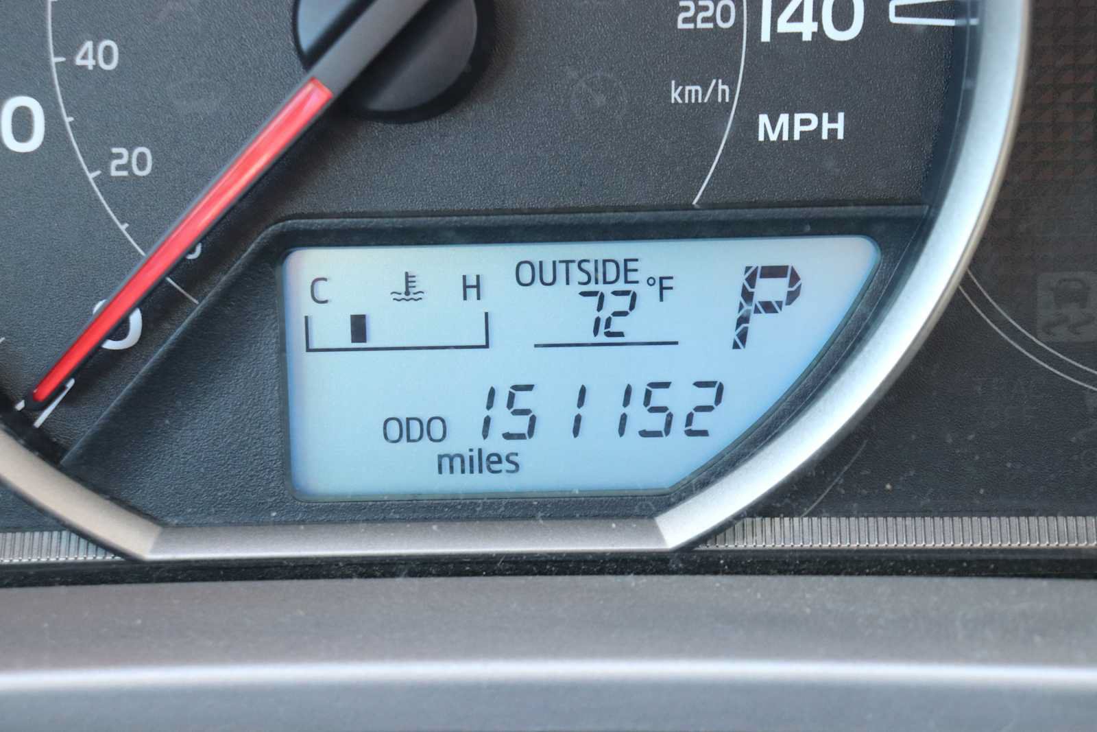 Used 2015 Toyota RAV4 LE AWD/4WD image 11