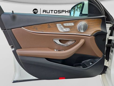 Used 2018 Mercedes-Benz E 300 image 13