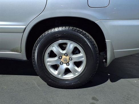 Used 2002 Toyota Highlander 4WD V6 image 4