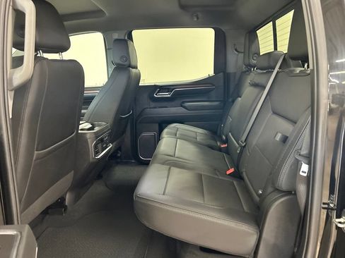 Used 2025 GMC Sierra 1500 Denali w/ Technology Package AWD/4WD image 27