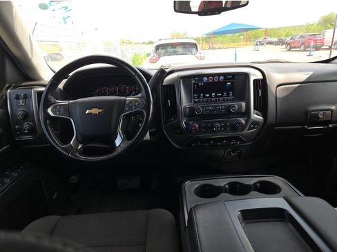 Used 2018 Chevrolet Silverado 1500 LT w/ All Star Edition AWD/4WD image 7