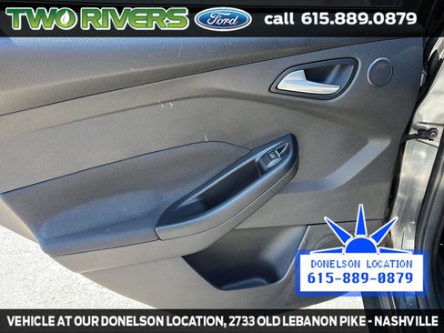 Used 2018 Ford Focus Titanium FWD image 31