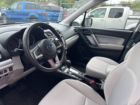 Used 2018 Subaru Forester 2.5i Premium w/ All-Weather Package AWD/4WD image 16