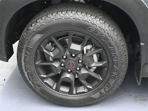 New 2025 Nissan Armada PRO-4X w/ Pro-4X Premium Package image 7