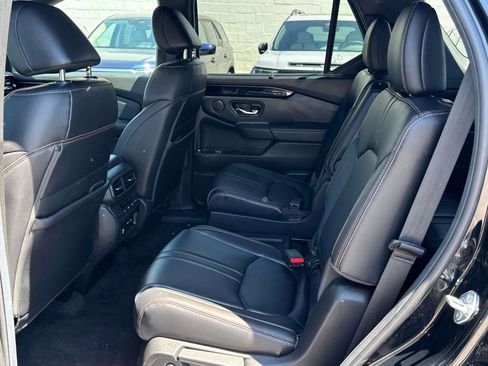 Certified 2025 Honda Pilot TrailSport image 16