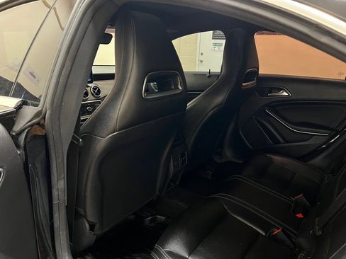 Used 2018 Mercedes-Benz CLA 250 4MATIC image 28