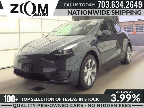 Used 2024 Tesla Model Y Long Range RWD image 1