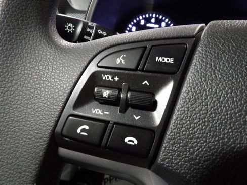 Used 2020 Hyundai Tucson SE AWD/4WD image 19