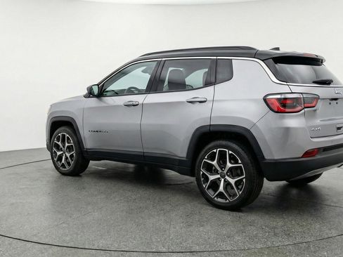 Used 2025 Jeep Compass Limited AWD/4WD image 6