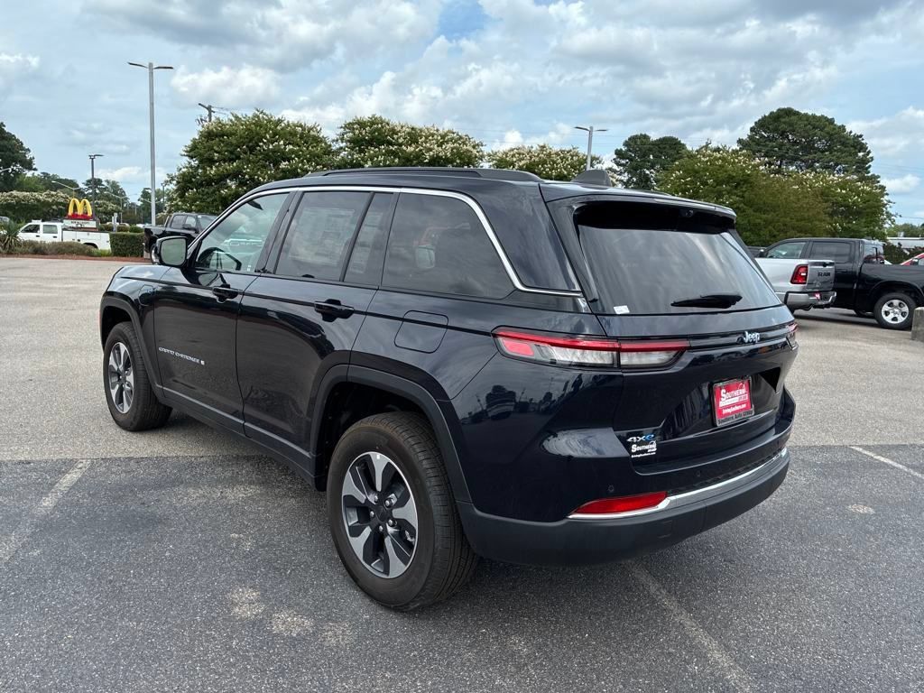 New 2024 Jeep Grand Cherokee Limited 4xe w/ Luxury Tech Group II AWD/4WD image 3