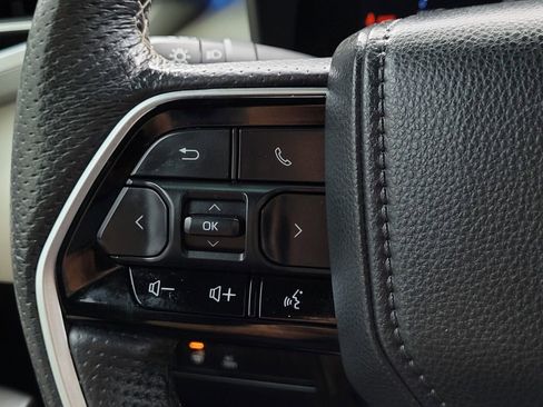 Used 2023 Toyota Sequoia Capstone image 18