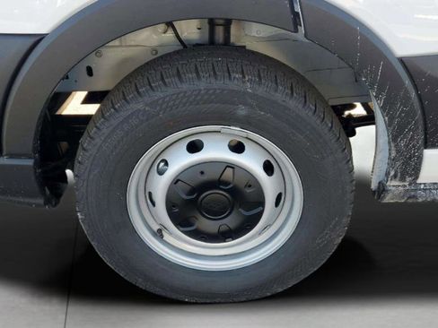 New 2026 Ford Transit 250 148 Medium Roof RWD image 11