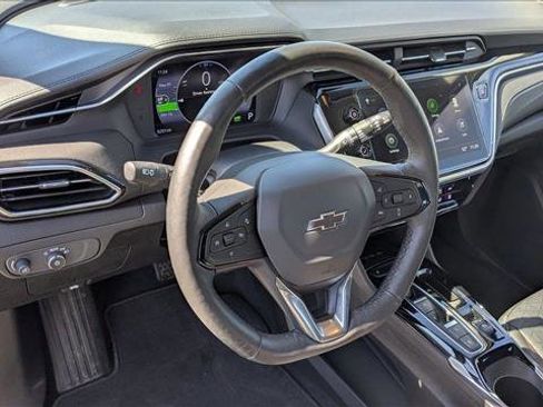 Used 2023 Chevrolet Bolt EUV Premier w/ Redline Edition image 10