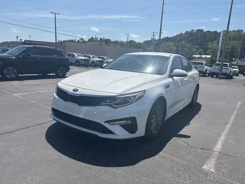 Used 2019 Kia Optima LX image 11