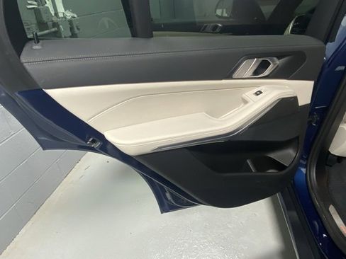 Used 2022 BMW X5 xDrive40i w/ Premium Package image 7