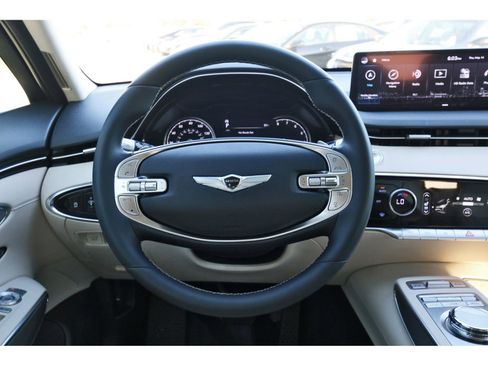 Used 2022 Genesis GV70 2.5T w/ Select Package AWD/4WD image 14