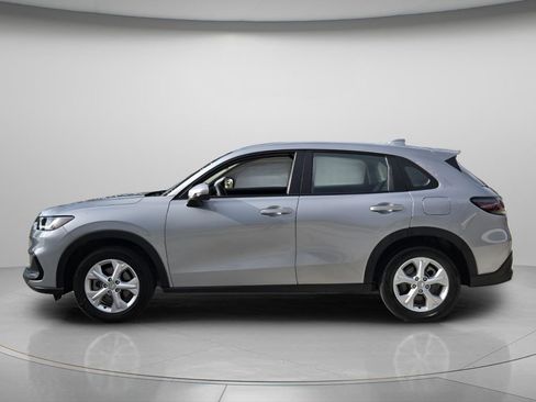 Used 2025 Honda HR-V LX image 5