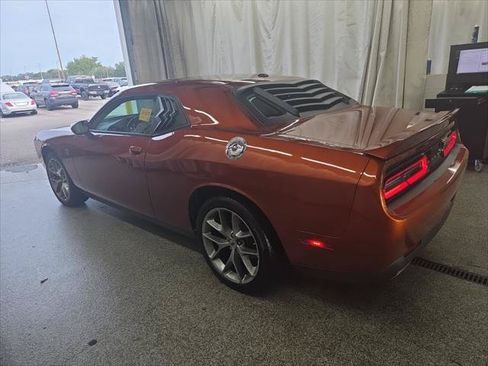 Used 2021 Dodge Challenger SXT RWD image 8