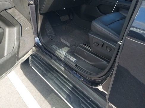 Used 2024 Chevrolet Tahoe LT image 10